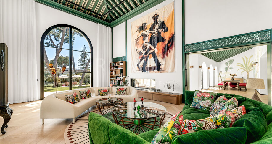 Elegant coastal haven in Los Monteros, East Marbella