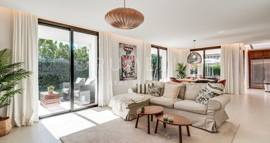 Luxury family villa in Supermanzana H, Marbella