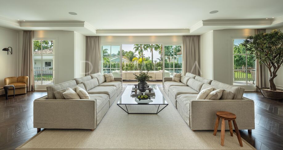 Villa Sunrise - Preciosa y elegante mansión con vistas al mar en Sierra Blanca, Milla de Oro de Marbella