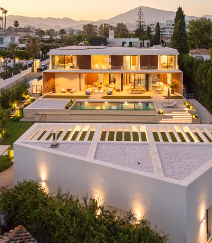 Modern Luxury Villa in Guadalmina Alta, Marbella