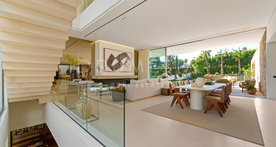 Luxury villa with a privileged location on the Golden Mile