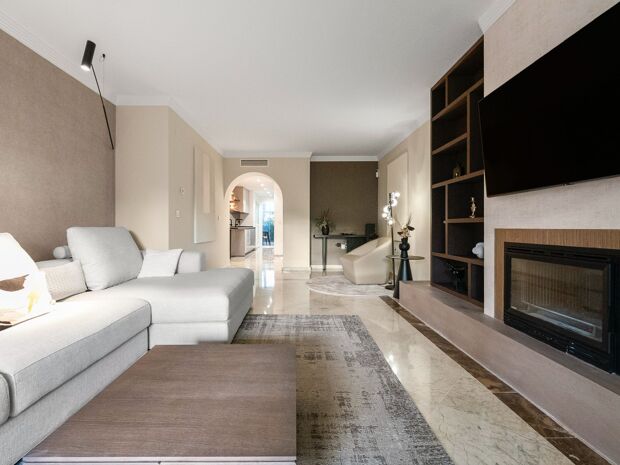 Elegant 3:a på markplan i Puente Romano på Marbellas prestigefyllda Golden Mile