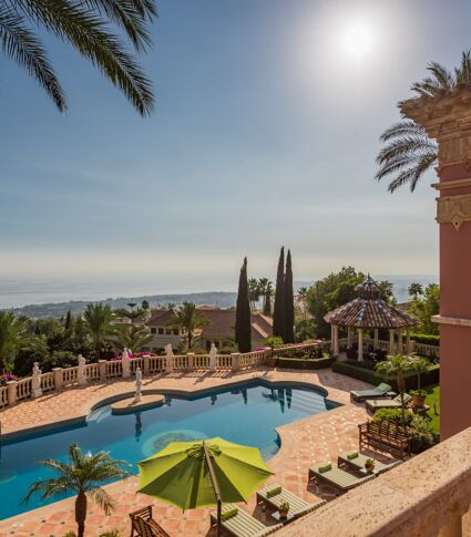 Majestic Mediterranean residence in Sierra Blanca, Marbella