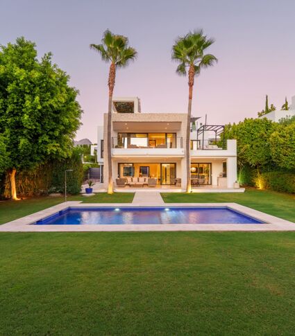 Elegant modern huis in Nueva Andalucía