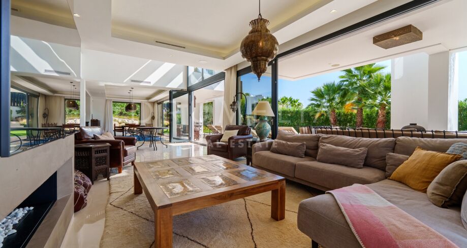 Elegante vivienda moderna en Haza del Conde, Nueva Andalucía