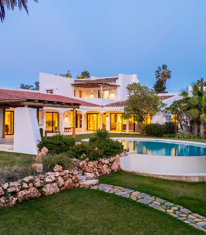 Résidence de Style Andalou près de la Plage à Guadalmina Baja