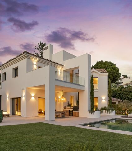 Elegant Fully Renovated Villa in La Alquería, Benahavís