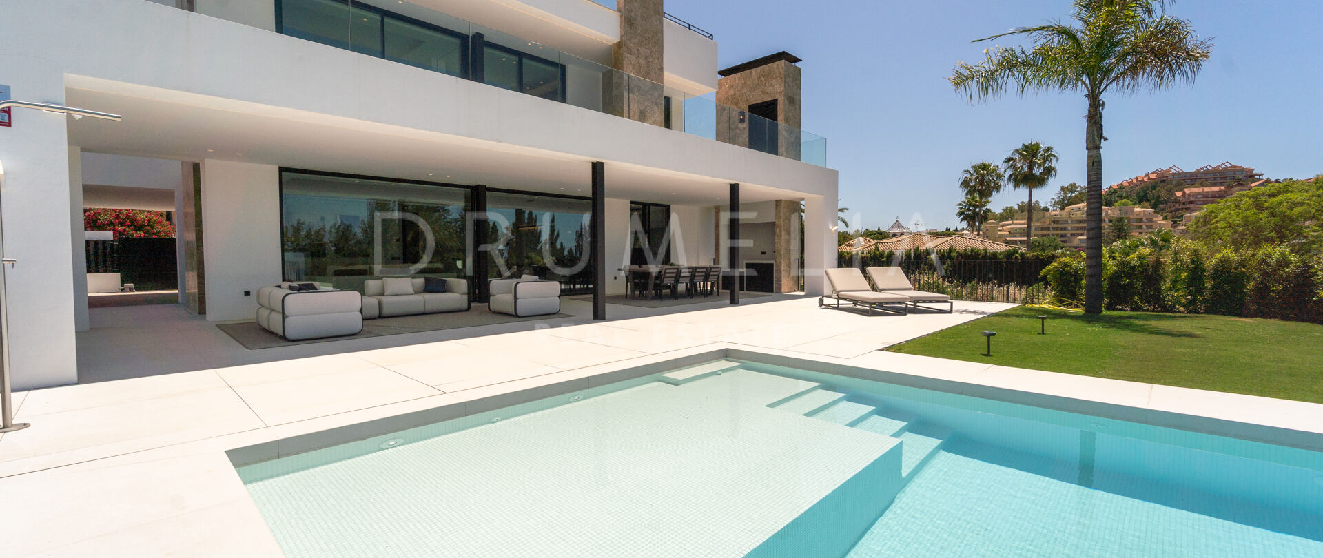 Modern Villa in Los Naranjos Golf, Marbella