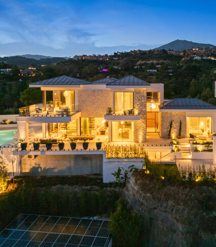 Luxury Residence with Panoramic Sea and Mountain Views – La Quinta