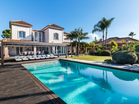 Dream Villa in the Exclusive Golf Valley of Nueva Andalucía