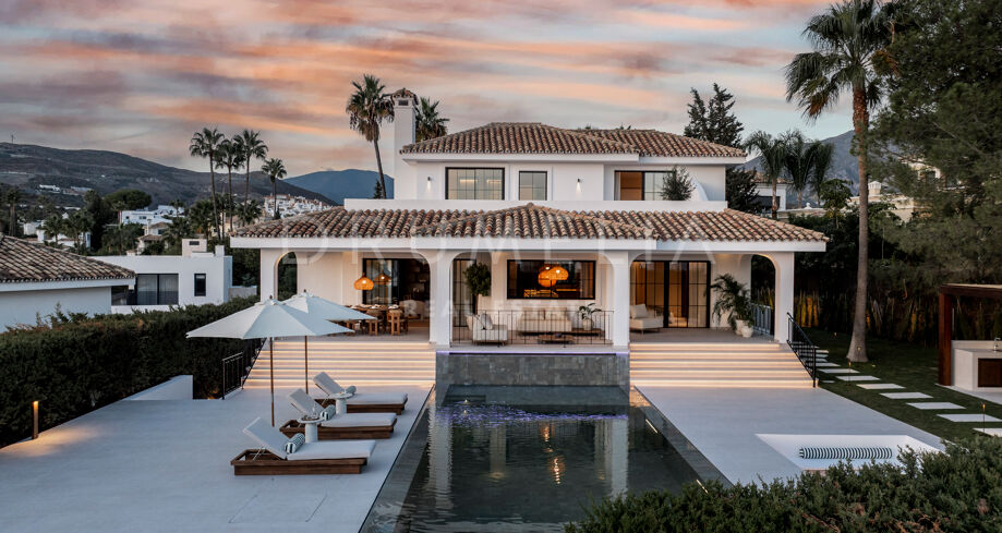 Luxury villa with total privacy in Nueva Andalucía, Marbella