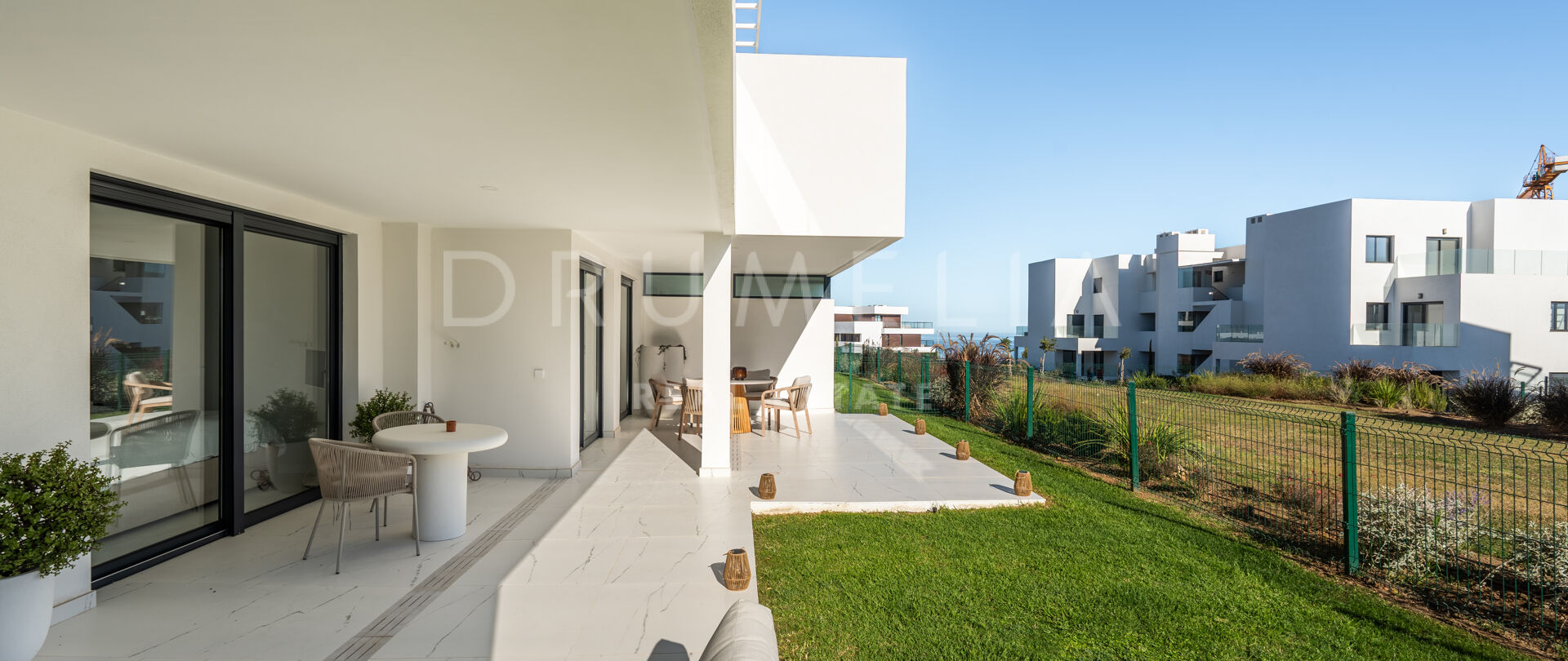 Appartement rez de chaussée à vendre à Bahia de Casares