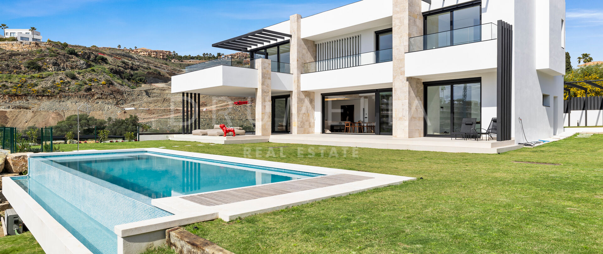 Villa contemporánea de nueva construcción en La Alquería, Benahavís