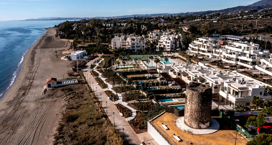Modern Strandvilla med Medelhavsutsikt på New Golden Mile