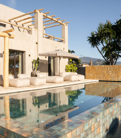 Contemporary Design Villa with Mediterranean Essence in Estepona