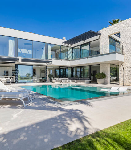 Exclusive Luxury Villa on the Front Line of Golf – Benahavís, Costa del Sol