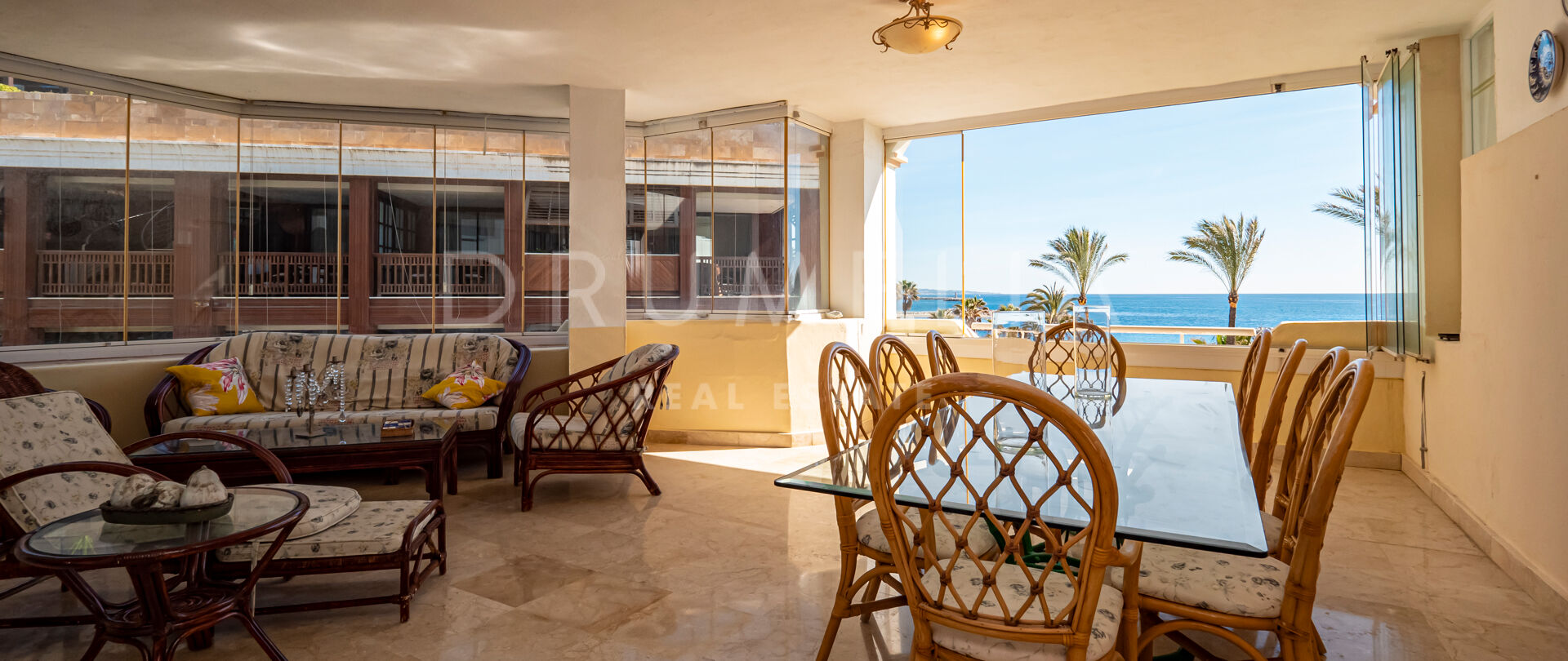 Appartement en Front de Mer à Puerto Banús avec Vue Mer Directe