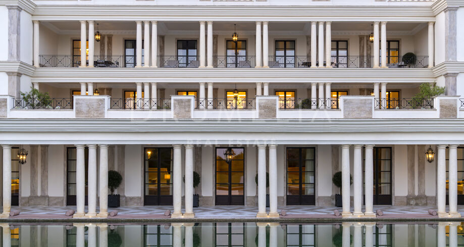 Grand Mediterranean Villa in Nagüeles, Golden Mile, with Sea Views and Exceptional Wellness Spaces