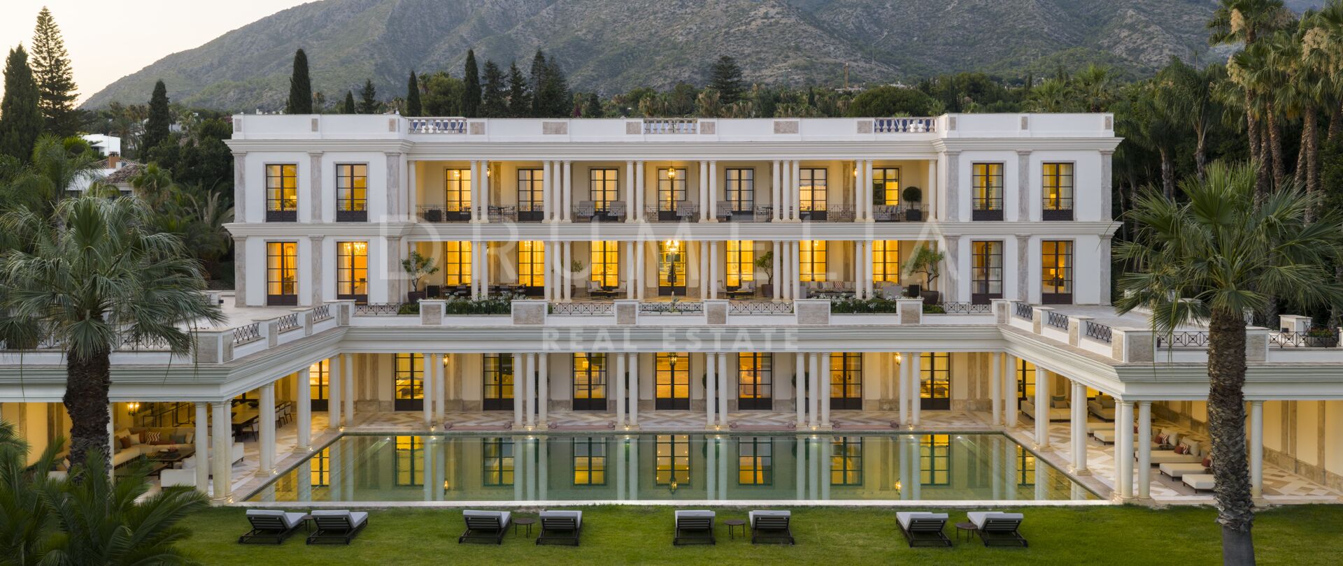 Grote Mediterrane Villa in Nagüeles, Golden Mile, met Zeezicht en Uitgebreide Wellness
