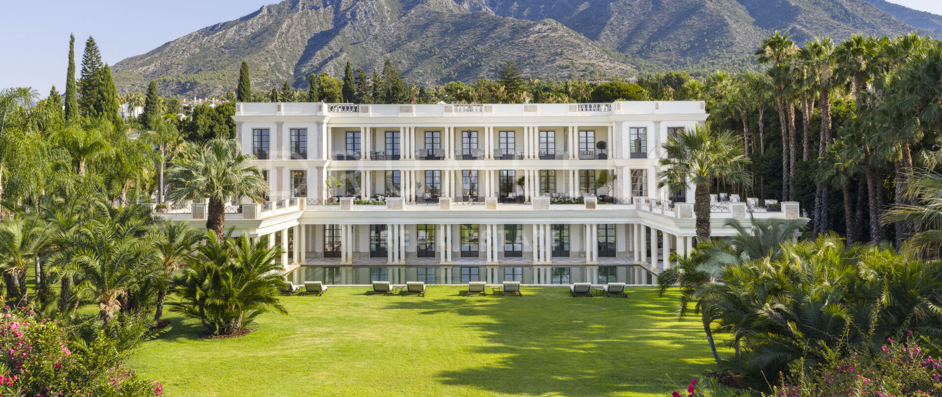 Stor Medelhavsvilla i Nagüeles, Golden Mile, med Havsutsikt och Generösa Wellnessytor