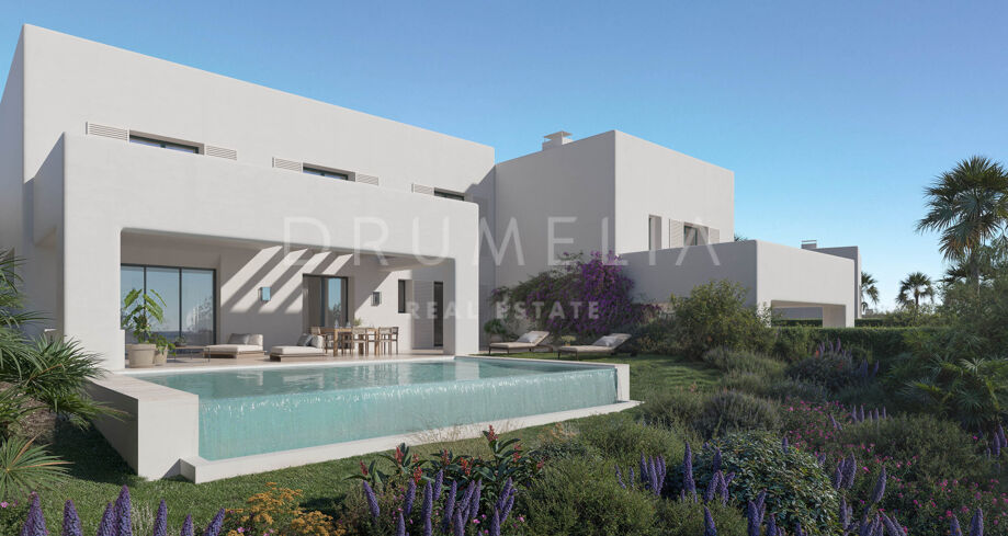 Moderna villa de 4 dormitorios rodeada de naturaleza en Sotogrande