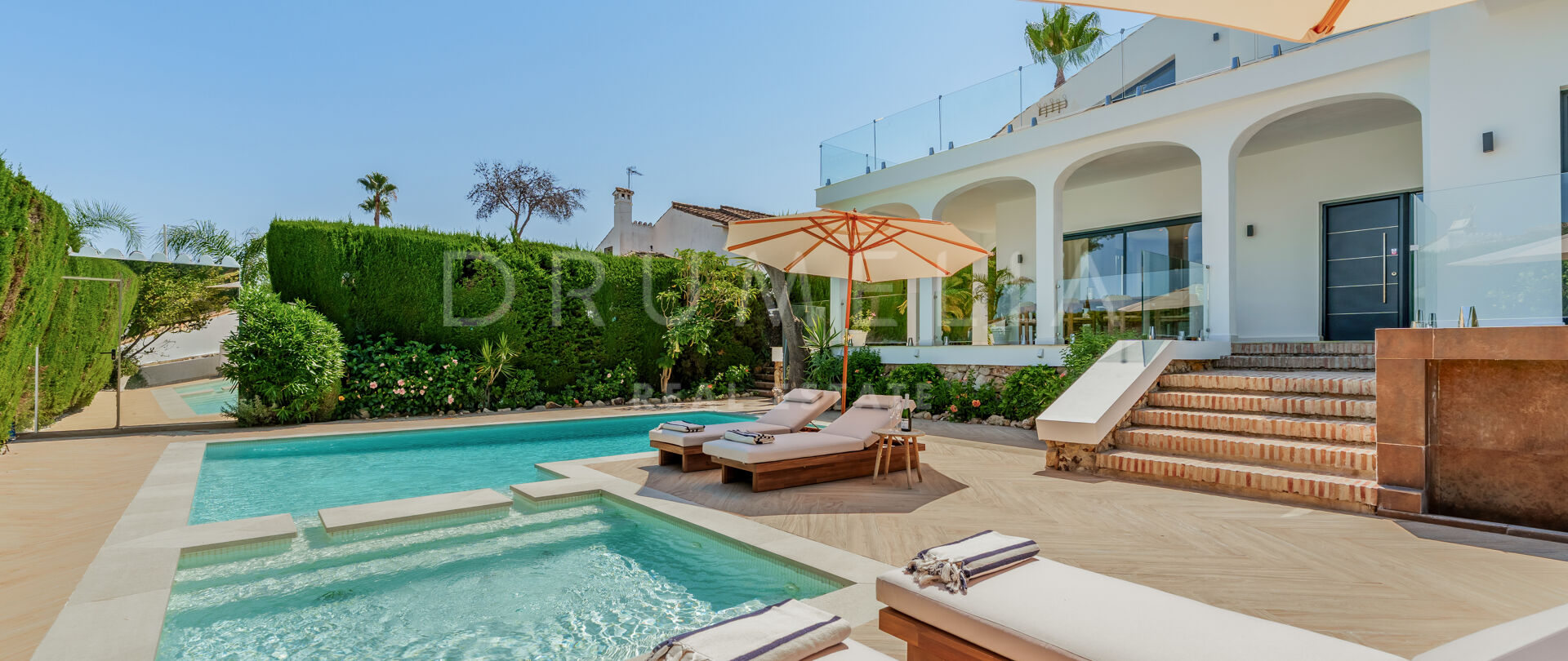 Elegant Renovated Villa in Marbella Country Club, Nueva Andalucía