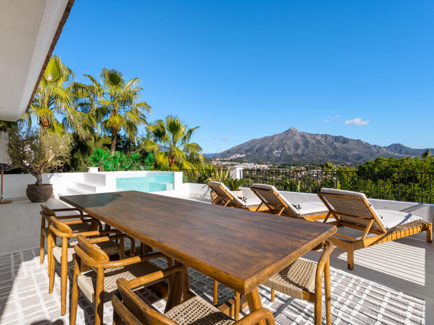 Vida Mediterránea Moderna en Nueva Andalucía, Marbella