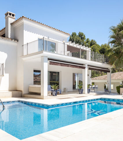 Elegant Mediterranean Villa in Cascada de Camoján, Marbella