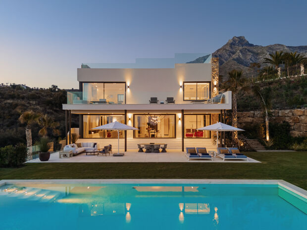 Newly Built Luxury Villa in Marbella Hill Club, Marbella