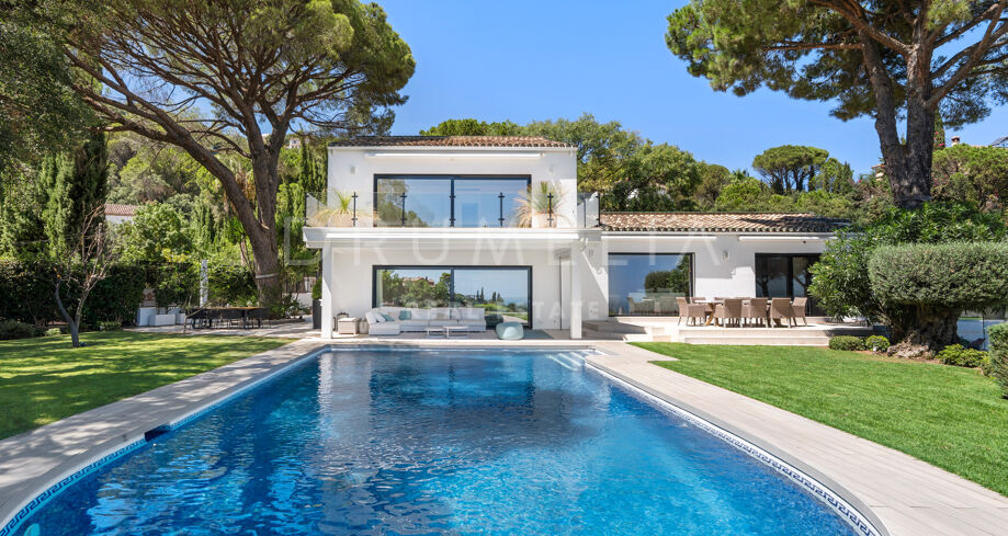 Privater Rückzugsort mit Meer- und Bergblick in El Madroñal, Benahavís