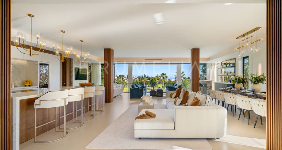 Moderne luxe met uitzicht op golfbaan in Los Naranjos, Nueva Andalucía