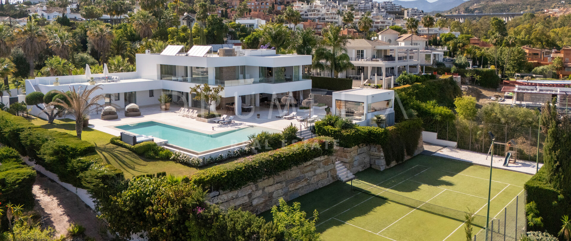 Modern Mediterranean Elegance with Panoramic Views in La Cerquilla, Nueva Andalucía