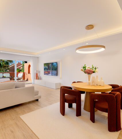 Duplex Penthouse with Sun-Drenched Terraces in El Embrujo Playa, Marbella