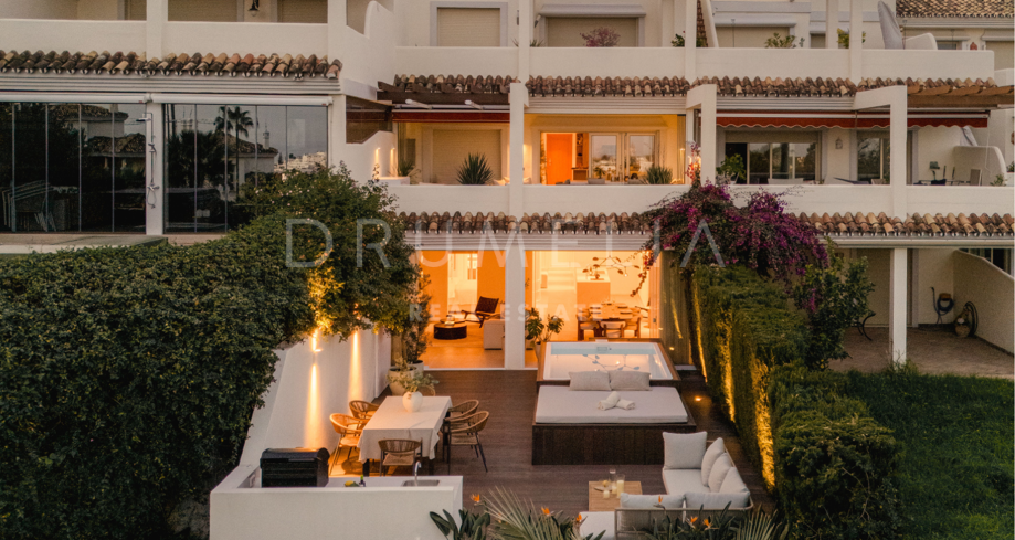 Elegant 3-Bedroom Retreat with Private Pool in Les Belvederes Nueva Andalucía
