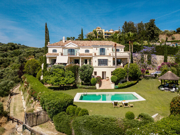 Tranquil Villa with Scenic Views in Marbella Club Golf Resort, Benahavís