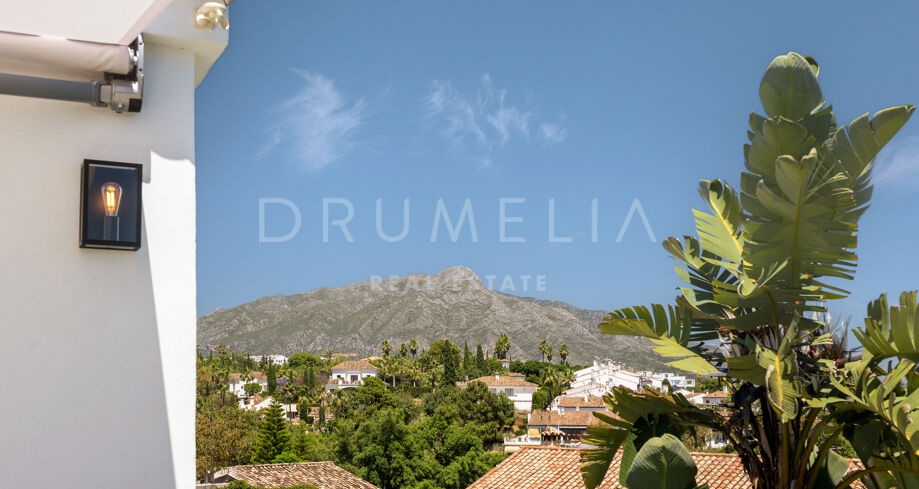 Очаровательная вилла, окружённая природой, в Fuente del Espanto Benahavís