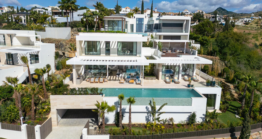 Villa de Luxe Exclusive avec Vue Panoramique sur la Mer à Benahavís