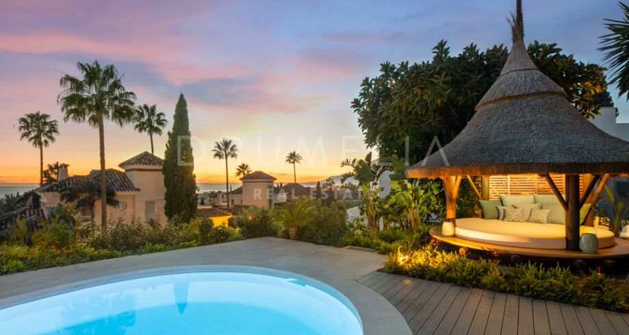 Superbe Villa Rénovée avec Espace Extérieur Exceptionnel à Marbella Est
