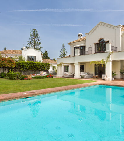 Sjarmerende Familievennlig Villa i Casasola, Marbella