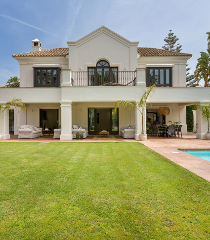 Sjarmerende Familievennlig Villa i Casasola, Marbella