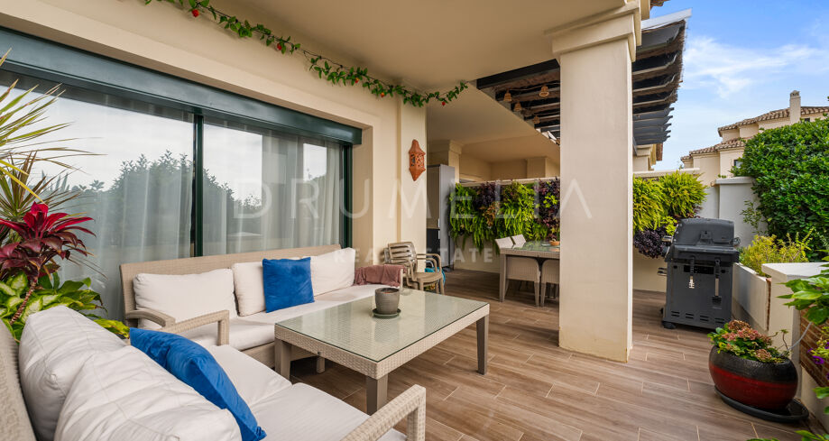 Appartement de luxe avec 5 chambres et prestations haut de gamme à Los Capanes del Golf