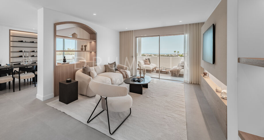 Duplex exquis avec vue panoramique sur la mer à Los Belvederes, Nueva Andalucía