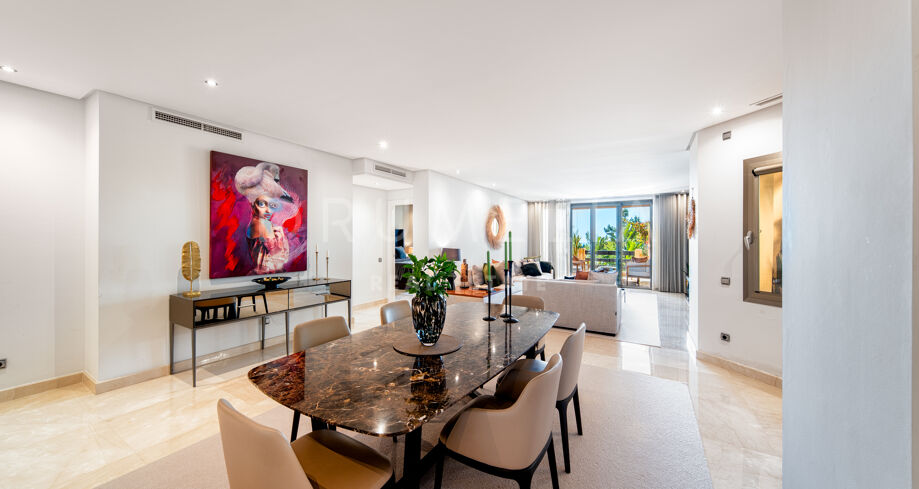 Encantador Apartamento en el Exclusivo Mansion Club, Marbella