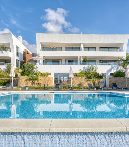 Elegant lyxig duplex med havsutsikt till salu i La Reserva de Sierra Blanca, Marbella Golden Mile