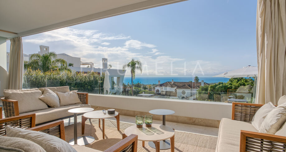 Elégant duplex de luxe avec vue sur la mer à vendre à La Reserva de Sierra Blanca, Marbella Golden Mile