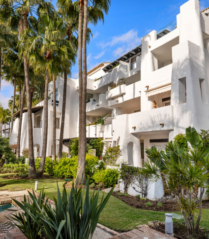 Appartement élégant dans la prestigieuse Marina de Puente Romano sur le Golden Mile de Marbella