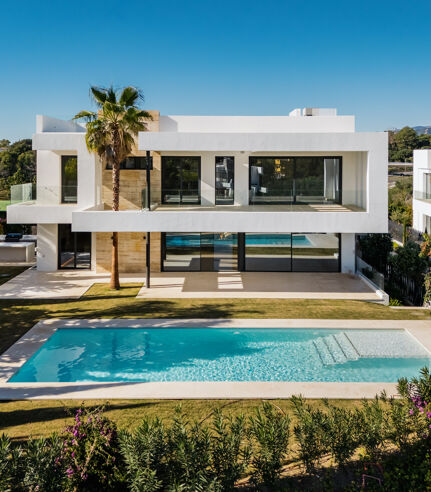 Atria 4 - Excepcional villa contemporánea de 5 dormitorios en Lomas del Virrey, la Milla de Oro de Marbella