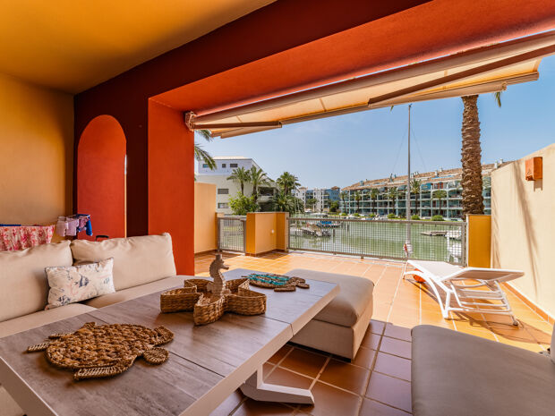 Mieszkanie nad wodą z widokiem na marinę w Sotogrande Puerto Deportivo