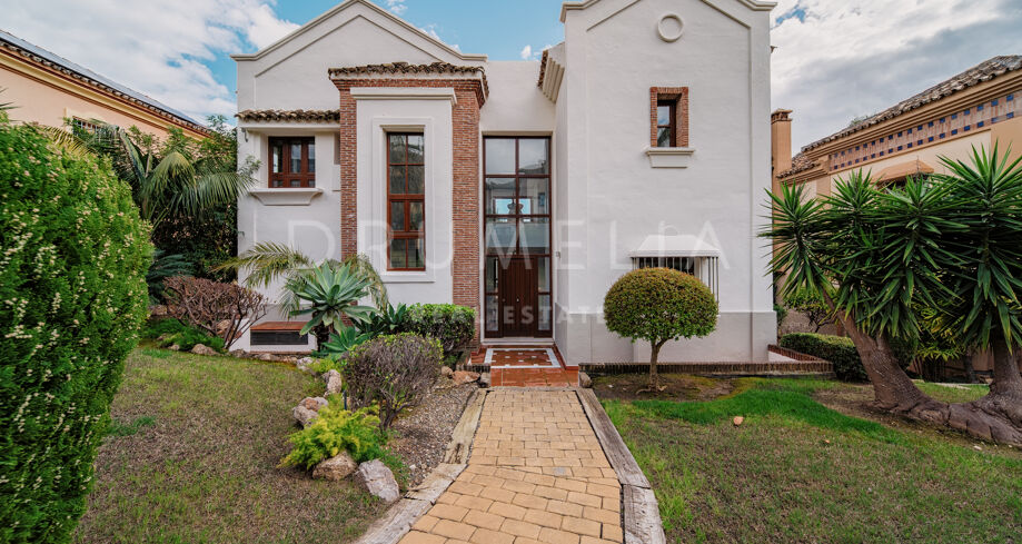 7-Bed Townhouse with Spacious Interiors and Sea Views in Golden Mile