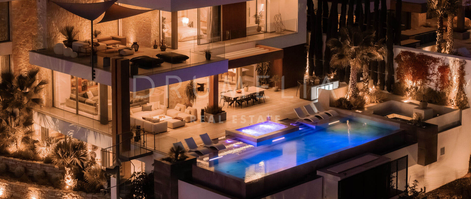 Panoramic Sea-View Villa with Private Spa in La Quinta